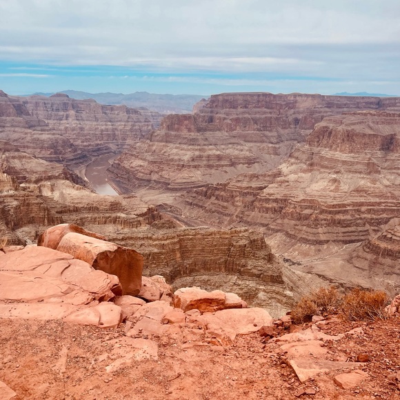 Meet your Posher, Rachael - Picture 3 of 10